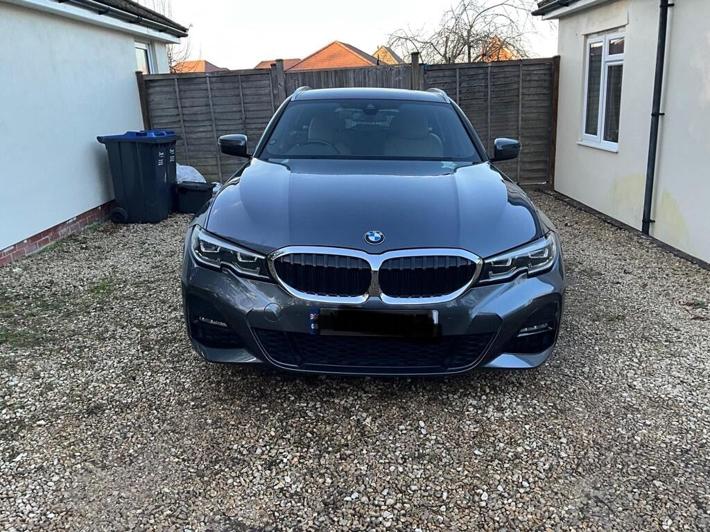 BMW 330E